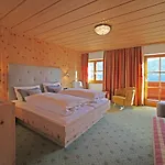 Landgut Thalerhof 3*